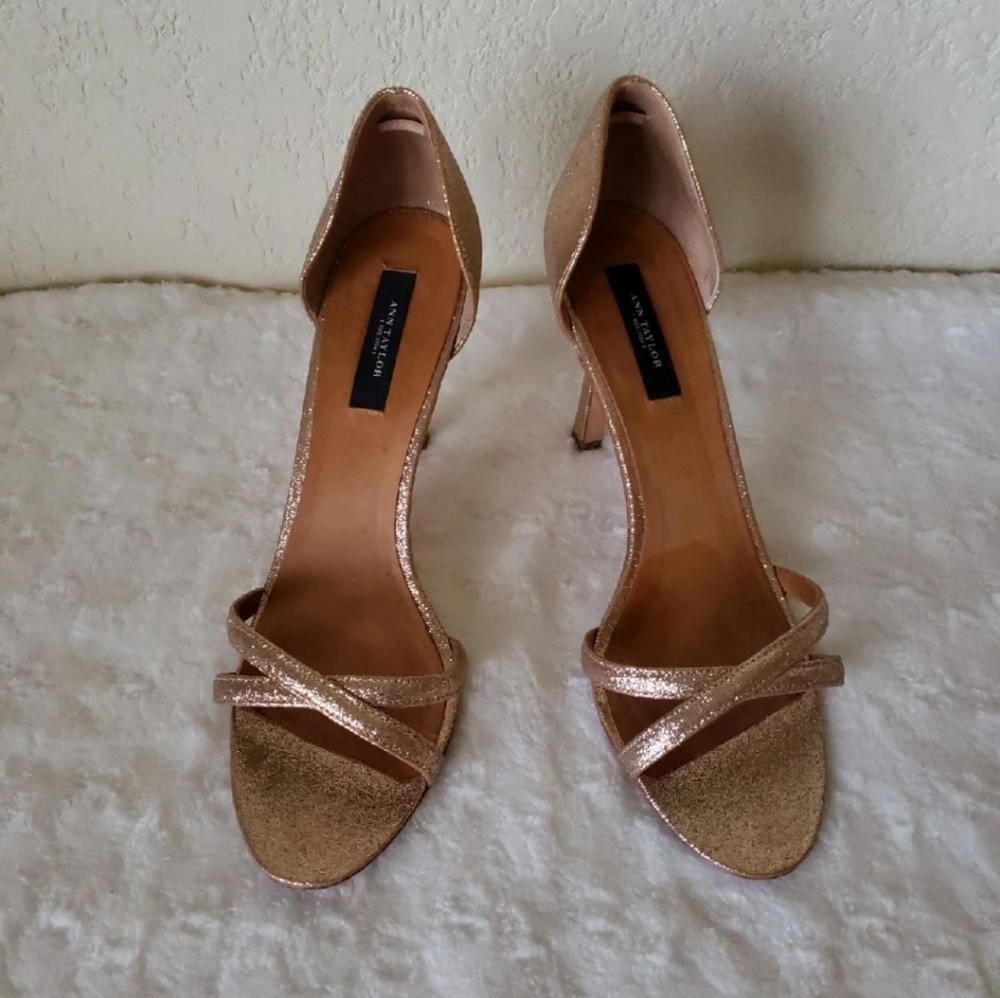 Ann Taylor Stephanie D'Orsay Gold Heels and Belt